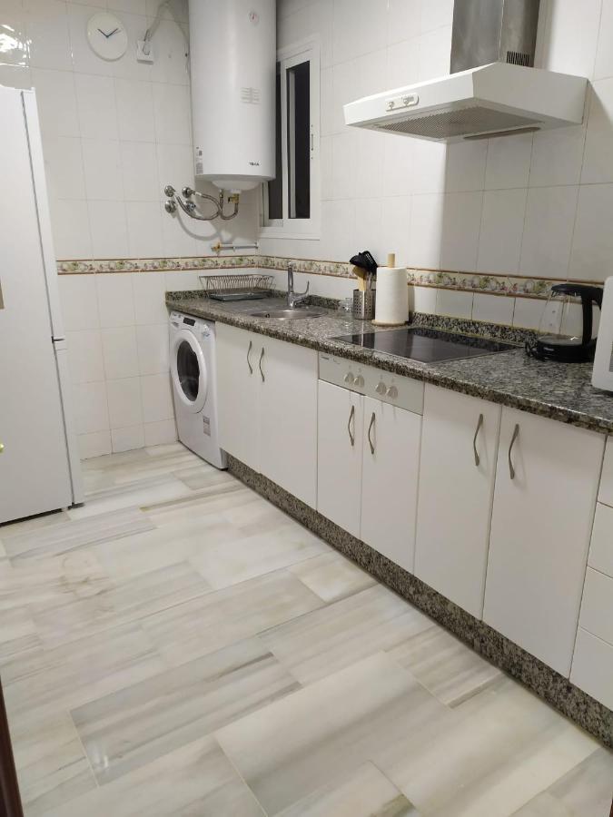 Centrico Y Luminoso Con 2 Dormitorios. A/C + Wifi Seville Luaran gambar