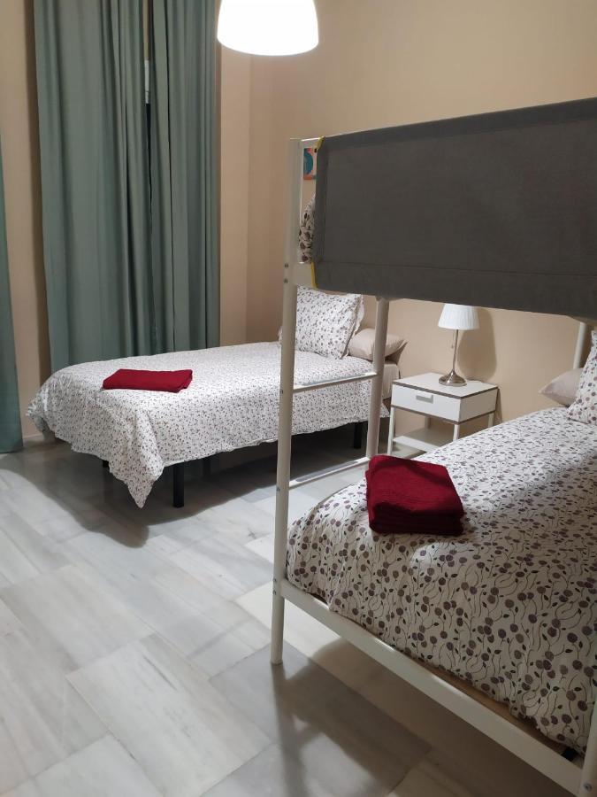 Centrico Y Luminoso Con 2 Dormitorios. A/C + Wifi Seville Luaran gambar
